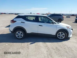 2022 Nissan Kicks S with VIN 3N1CP5BV4NL489062, listed as a IAAI auction lot 41702910 with Not Provided miles and . Bid and sale history available at carsss.com. Image 13.