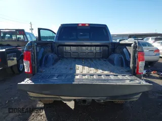 2022 Ram 2500 Tradesman with VIN 3C6UR5CL6NG224328, listed as a IAAI auction lot 41724469 with 90,128 mi miles. Bid and sale history available at carsss.com. Image 17.