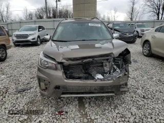 2020 Subaru Forester Touring with VIN JF2SKAXC1LH585221, listed as a Copart auction lot 83598454 with 24,923 mi miles and Salvage Title. Bid and sale history available at carsss.com. Image 5.