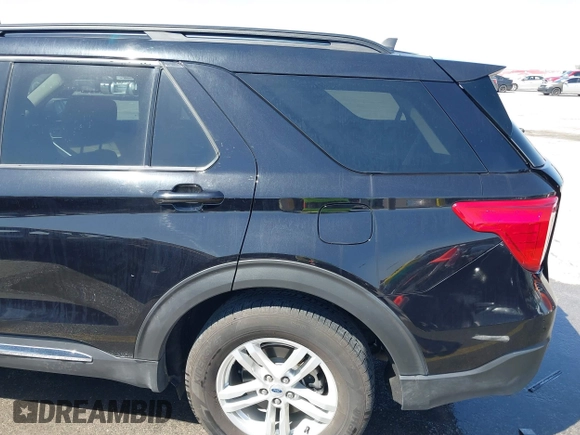 2023 Ford Explorer XLT with VIN 1FMSK7DH0PGB25363, listed as a IAAI auction lot 41783475 with 39,611 mi miles. Bid and sale history available at carsss.com. Image 19.