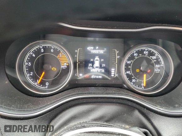 2019 Jeep Cherokee Latitude Plus with VIN 1C4PJLLX3KD300889, listed as a Copart auction lot 45118185 with 87,716 mi miles and Salvage title. Bid and sale history available at DreamBid. Image 9.