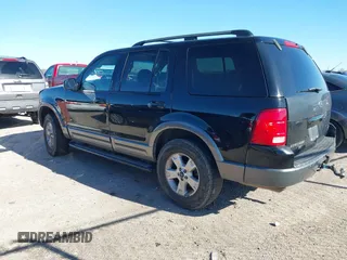 2003 Ford Explorer XLT z VIN 1FMZU73W33UC78274, wystawiony jako IAAI lot #41214346 z przebiegiem 186 562 mil mil oraz . Historia ofert i sprzedaży dostępna na DreamBid. Obrazek 3.