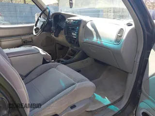 1997 Mercury Mountaineer z VIN 4M2DU55P8VUJ17747, wystawiony jako IAAI lot #41951530 z przebiegiem 79 377 mil mil oraz . Historia ofert i sprzedaży dostępna na DreamBid. Obrazek 5.