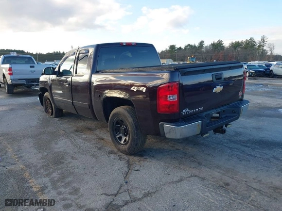 2008 Chevrolet Silverado 1500 LT w/1LT with VIN 1GCEK19J28Z330179, listed as a IAAI auction lot 41053805 with 143,670 mi miles. Bid and sale history available at carsss.com. Image 3.