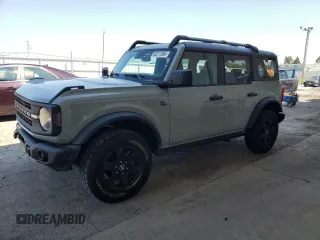 2023 Ford Bronco with VIN 1FMDE5BH7PLB10308, listed as a Copart auction lot 68211584 with 32,685 mi miles and Salvage Title. Bid and sale history available at DreamBid. Image 1.