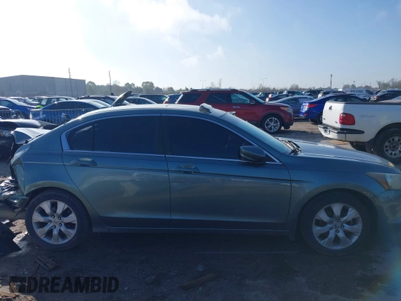 2008 Honda Accord EX-L z VIN 1HGCP26828A162219, wystawiony jako IAAI lot #41208788 z przebiegiem 243 006 mil mil oraz . Historia ofert i sprzedaży dostępna na DreamBid. Obrazek 13.