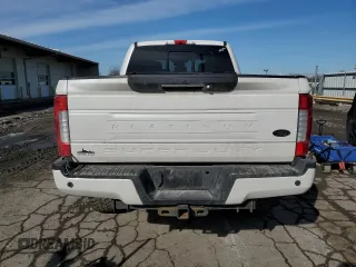 2017 Ford F-350 Platinum with VIN 1FT8W3BT2HEF08950, listed as a Copart auction lot 44521175 with 113,237 mi miles and Salvage Title. Bid and sale history available at DreamBid. Image 6.