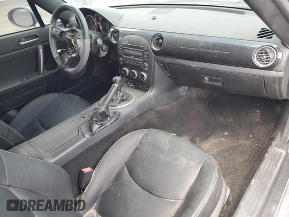 2015 Mazda MX-5 Miata Grand Touring z VIN JM1NC2PF0F0238698, wystawiony jako Copart lot #55455395 z przebiegiem Nie podano mil oraz Szkody całkowita. Historia ofert i sprzedaży dostępna na DreamBid. Obrazek 8.