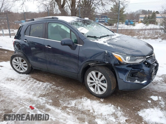 2018 Chevrolet Trax Premier with VIN 3GNCJRSB2JL267942, listed as a IAAI auction lot 41190953 with 39,918 mi miles. Bid and sale history available at carsss.com. Image 1.