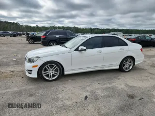 2013 Mercedes-Benz C 250 Sport с VIN WDDGF4HB7DR273065, выставлен на аукционе Copart как лот 63144255 с пробегом Не указан миль и Чистый • Clean title. История ставок и продаж доступна на DreamBid. Изображение 1.