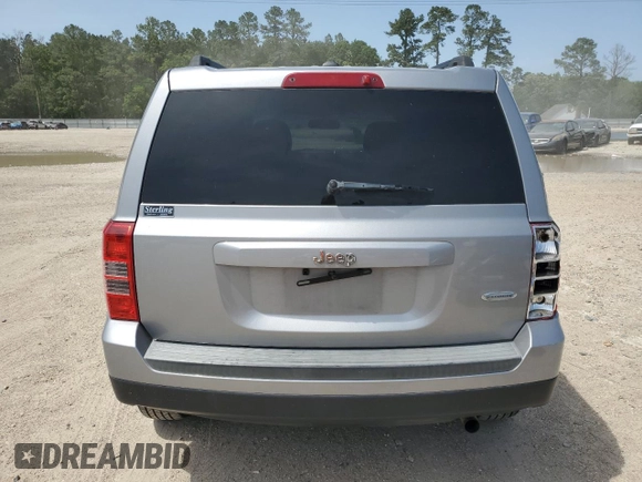 2016 Jeep Patriot Latitude с VIN 1C4NJPFA7GD543666, выставлен на аукционе Copart как лот 57157035 с пробегом 128 060 миль миль и Списание • Salvage title. История ставок и продаж доступна на DreamBid. Изображение 6.