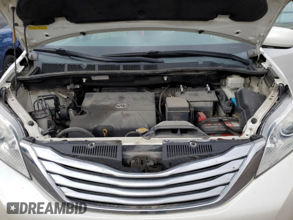 2012 Toyota Sienna XLE with VIN 5TDDK3DCXCS047104, listed as a Copart auction lot 53521335 with 184,269 mi miles and Clean Title. Bid and sale history available at DreamBid. Image 12.