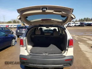2011 Kia Sorento EX with VIN 5XYKU3A18BG034755, listed as a Copart auction lot 48055975 with 200,833 mi miles and Salvage Title. Bid and sale history available at carsss.com. Image 6.