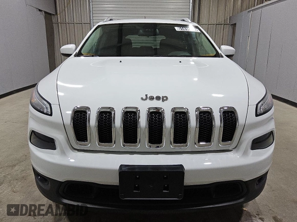 2016 Jeep Cherokee Latitude with VIN 1C4PJMCS2GW328057, listed as a Copart auction lot 51416355 with 117,740 mi miles and Clean Title. Bid and sale history available at carsss.com. Image 5.