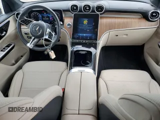 2024 Mercedes-Benz GLC 300 z VIN W1NKM4HB4RF089939, wystawiony jako Copart lot #48297345 z przebiegiem 24 682 mil mil oraz Nie do naprawy • Non repairable. Historia ofert i sprzedaży dostępna na DreamBid. Obrazek 8.