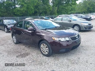 2011 Kia Forte EX z VIN KNAFU4A25B5890794, wystawiony jako IAAI lot #42446798 z przebiegiem 115 439 mil mil oraz . Historia ofert i sprzedaży dostępna na DreamBid. Obrazek 1.