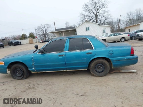 2000 Ford Crown Victoria Police Interceptor z VIN 2FAFP71W4YX136846, wystawiony jako IAAI lot #41715363 z przebiegiem 335 956 mil mil oraz . Historia ofert i sprzedaży dostępna na DreamBid. Obrazek 15.