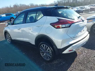 2024 Nissan Kicks SV with VIN 3N1CP5CV2RL519213, listed as a IAAI auction lot 41248810 with 12,868 mi miles. Bid and sale history available at carsss.com. Image 3.