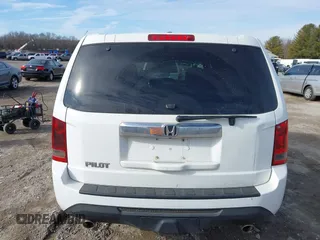 2014 Honda Pilot EX-L with VIN 5FNYF3H59EB003409, listed as a IAAI auction lot 41666126 with 170,658 mi miles. Bid and sale history available at carsss.com. Image 16.