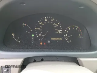 2002 Lexus RX 300 z VIN JTJHF10U820277506, wystawiony jako Copart lot #58133015 z przebiegiem 236 003 mil mil oraz Tytuł czysty. Historia ofert i sprzedaży dostępna na DreamBid. Obrazek 9.