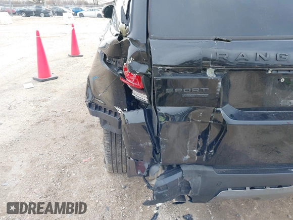 2016 Land Rover Range Rover Sport SE с VIN SALWG2PF0GA586823, выставлен на аукционе IAAI как лот 41884291 с пробегом 116 868 миль миль и . История ставок и продаж доступна на DreamBid. Изображение 18.