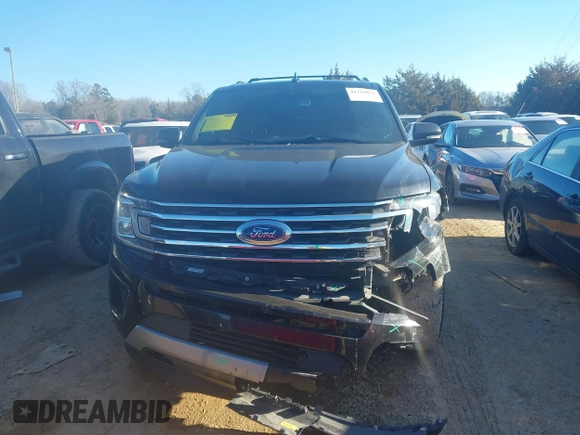 2021 Ford Expedition XLT with VIN 1FMJU1JT7MEA47795, listed as a IAAI auction lot 41339851 with 86,662 mi miles. Bid and sale history available at carsss.com. Image 13.