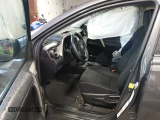 2016 Toyota RAV4 XLE с VIN 2T3RFREV5GW533000, выставлен на аукционе IAAI как лот 41200794 с пробегом 70 189 миль миль и . История ставок и продаж доступна на DreamBid. Изображение 5.