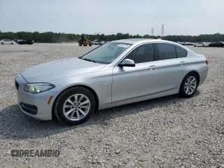 2014 BMW 5 Series 528i z VIN WBA5A5C50ED504438, wystawiony jako Copart lot #60743775 z przebiegiem 161 382 mil mil oraz Czysty tytuł • Clean title. Historia ofert i sprzedaży dostępna na DreamBid. Obrazek 1.