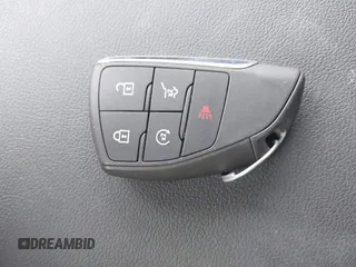 2024 Chevrolet Blazer EV eAWD LT z VIN 3GNKDBRJ0RS277894, wystawiony jako IAAI lot #41684973 z przebiegiem 5034 mil mil oraz . Historia ofert i sprzedaży dostępna na DreamBid. Obrazek 11.