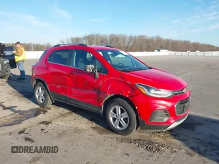 2017 Chevrolet Trax LT with VIN 3GNCJLSB5HL161895, listed as a IAAI auction lot 41748325 with 128,093 mi miles and . Bid and sale history available at carsss.com. Image 1.
