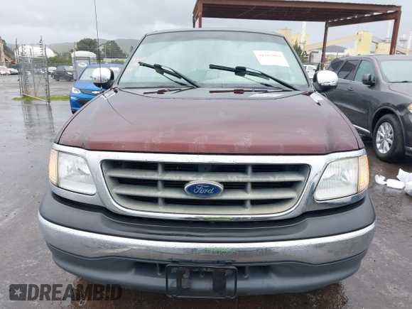 2001 Ford F-150 XL z VIN 1FTZX17291NB67560, wystawiony jako IAAI lot #41582004 z przebiegiem 96 858 mil mil oraz . Historia ofert i sprzedaży dostępna na DreamBid. Obrazek 12.