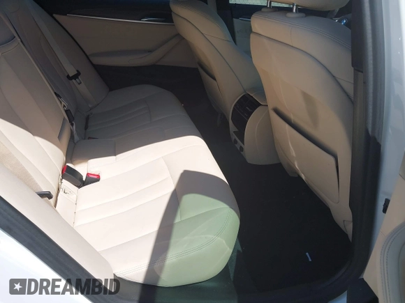 2019 BMW 5 Series 530i with VIN WBAJA5C5XKWW33575, listed as a IAAI auction lot 42217081 with 55,379 mi miles and . Bid and sale history available at DreamBid. Image 8.