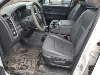 2018 Ram 1500 Tradesman with VIN 1C6RR7SM4JS272974, listed as a Copart auction lot 47854495 with 302,159 mi miles and Clean title. Bid and sale history available at DreamBid. Image 7.