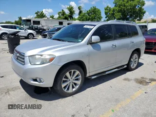 2008 Toyota Highlander Limited with VIN JTEEW44A282008899, listed as a Copart auction lot 64221455 with 267,344 mi miles and Clean title. Bid and sale history available at DreamBid. Image 1.