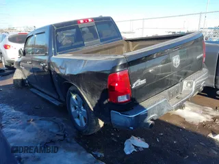 2009 Dodge 1500 Laramie z VIN 1D3HV13T49S730776, wystawiony jako IAAI lot #41396097 z przebiegiem 206 684 mil mil oraz . Historia ofert i sprzedaży dostępna na DreamBid. Obrazek 3.