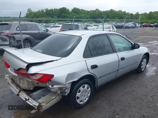 2000 Honda Accord DX z VIN 1HGCF8643YA095133, wystawiony jako IAAI lot #42377541 z przebiegiem 137 515 mil mil oraz . Historia ofert i sprzedaży dostępna na DreamBid. Obrazek 4.
