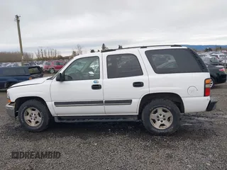 2004 Chevrolet Tahoe LS with VIN 1GNEC13Z94R265831, listed as a IAAI auction lot 41840133 with 176,219 mi miles and . Bid and sale history available at DreamBid. Image 15.