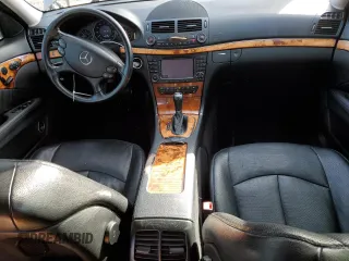 2007 Mercedes-Benz E-Class Sport 5.5L with VIN WDBUF72X27A992020, listed as a Copart auction lot 48470235 with 184,579 mi miles and Clean Title. Bid and sale history available at carsss.com. Image 8.