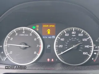 2014 Acura RDX z VIN 5J8TB4H39EL015830, wystawiony jako IAAI lot #41839894 z przebiegiem 142 126 mil mil oraz . Historia ofert i sprzedaży dostępna na DreamBid. Obrazek 7.