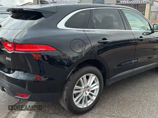 2020 Jaguar F-Pace 30t Prestige with VIN SADCK2GX2LA640185, listed as a Copart auction lot 56074585 with 74,098 mi miles and Clean Title. Bid and sale history available at DreamBid. Image 4.
