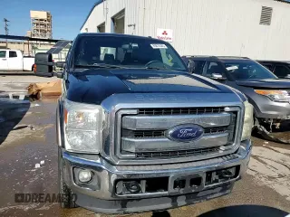 2012 Ford F-250 XL z VIN 1FT7W2BT7CEB60657, wystawiony jako Copart lot #88870585 z przebiegiem 323 147 mil mil oraz Nie do naprawy • Non repairable. Historia ofert i sprzedaży dostępna na DreamBid. Obrazek 13.