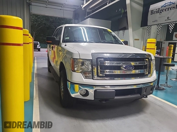 2013 Ford F-150 XL with VIN 1FTFW1ET5DKF21615, listed as a IAAI auction lot 42832458 with 196,851 mi miles and . Bid and sale history available at DreamBid. Image 50.