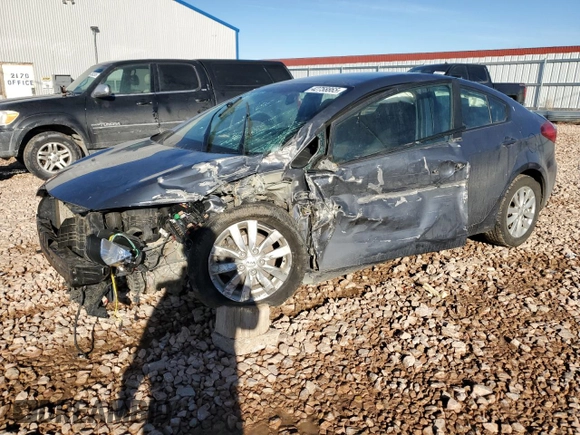 2016 Kia Forte LX with VIN KNAFX4A62G5608967, listed as a Copart auction lot 42758865 with 113,078 mi miles and Salvage Title. Bid and sale history available at carsss.com. Image 1.