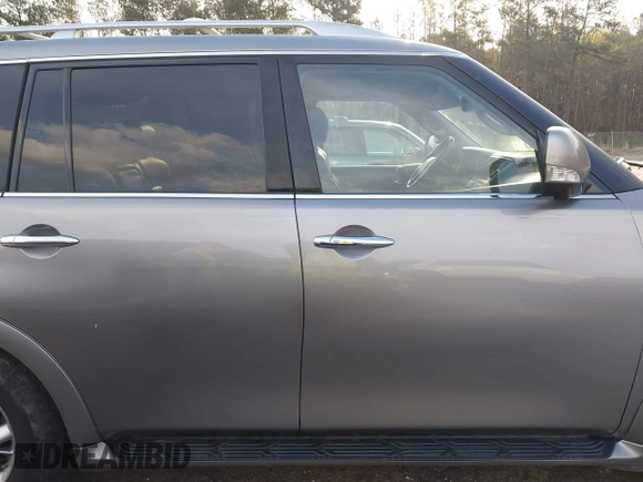 2011 Infiniti QX56 8-passenger with VIN JN8AZ2NC1B9301274, listed as a IAAI auction lot 41865441 with 221,759 mi miles. Bid and sale history available at carsss.com. Image 13.