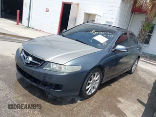 2008 Acura TSX with VIN JH4CL96808C001776, listed as a IAAI auction lot 42329092 with 131,903 mi miles and . Bid and sale history available at DreamBid. Image 2.