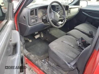 2000 Chevrolet Silverado 1500 with VIN 1GCEC19V8YZ218177, listed as a Copart auction lot 88020145 with 170,495 mi miles and Salvage Title. Bid and sale history available at carsss.com. Image 8.