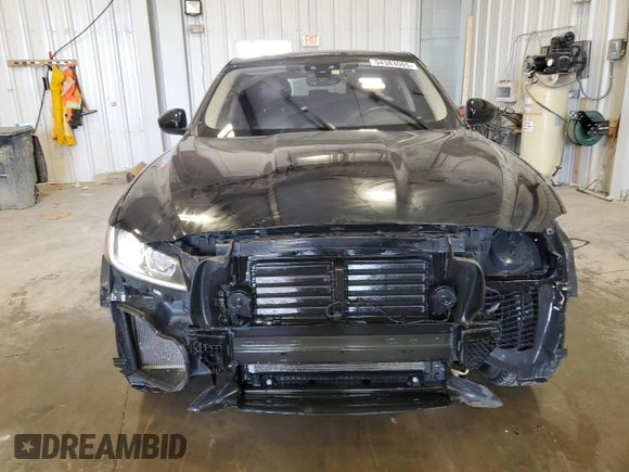 2019 Jaguar F-Pace 25t Prestige z VIN SADCK2GX0KA395143, wystawiony jako Copart lot #54383065 z przebiegiem 153 710 mil mil oraz Szkoda całkowita • Salvage title. Historia ofert i sprzedaży dostępna na DreamBid. Obrazek 5.