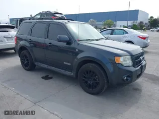 2008 Ford Escape Limited with VIN 1FMCU941X8KB76123, listed as a IAAI auction lot 41990383 with 201,515 mi miles. Bid and sale history available at carsss.com. Image 1.