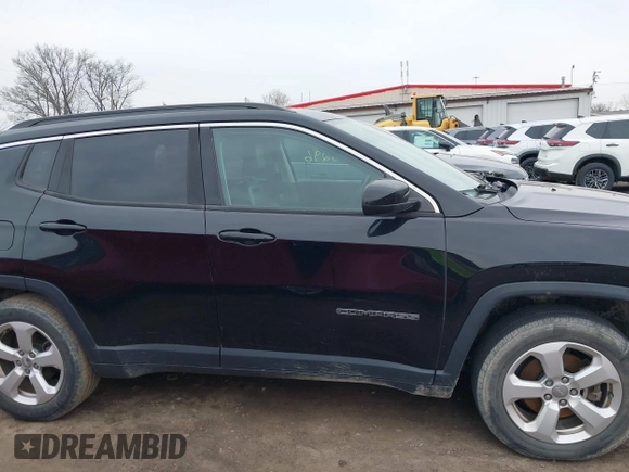 2017 Jeep Compass Latitude with VIN 3C4NJCBB0HT652764, listed as a IAAI auction lot 41963296 with 141,338 mi miles and . Bid and sale history available at DreamBid. Image 13.