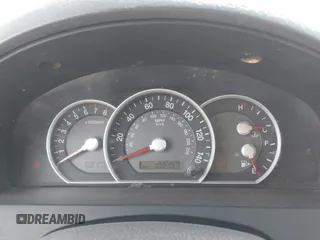 2008 Kia Sorento LX z VIN KNDJC735885836309, wystawiony jako IAAI lot #41972002 z przebiegiem 199 357 mil mil oraz . Historia ofert i sprzedaży dostępna na DreamBid. Obrazek 7.